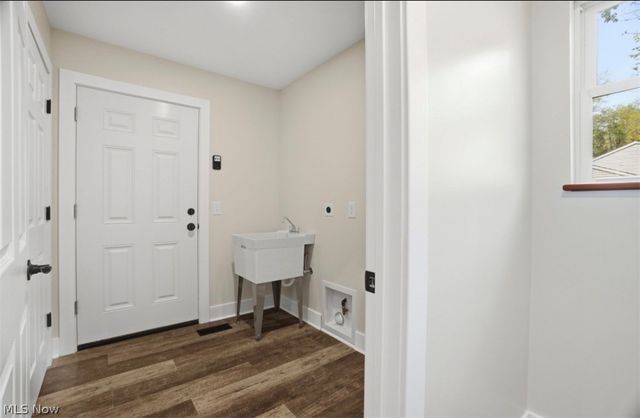 6842 Florence Avenue, Ashtabula, OH 44004