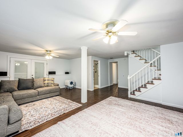 47 Valley Shore Drive, Guilford, CT 06437