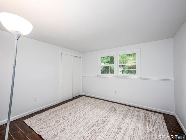 47 Valley Shore Drive, Guilford, CT 06437