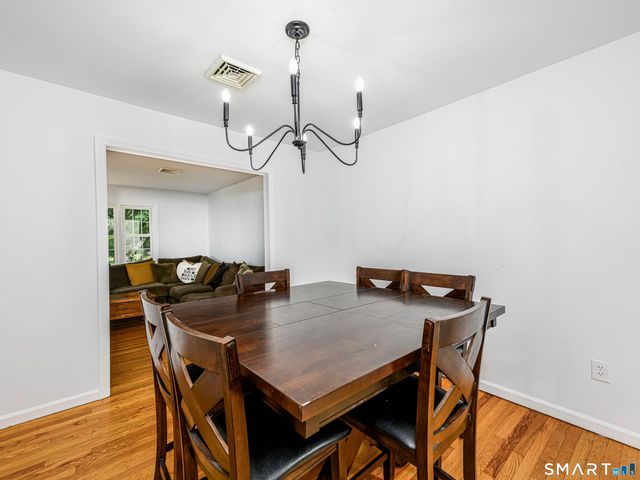 47 Valley Shore Drive, Guilford, CT 06437