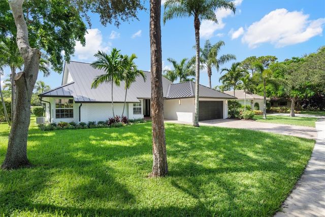 3416 Pine Haven Circle, Boca Raton, FL 33431