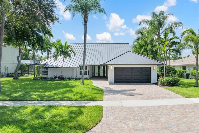 3416 Pine Haven Circle, Boca Raton, FL 33431
