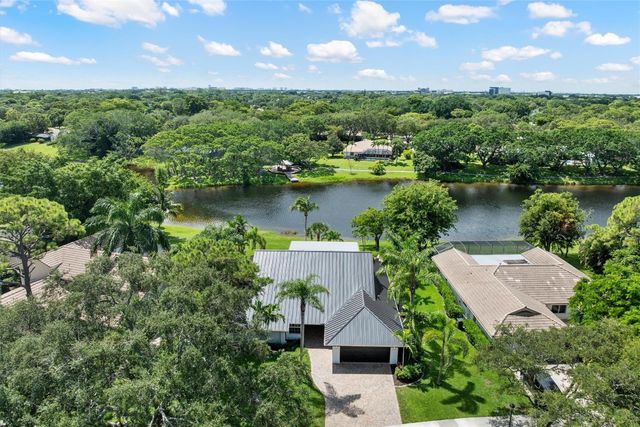 3416 Pine Haven Circle, Boca Raton, FL 33431