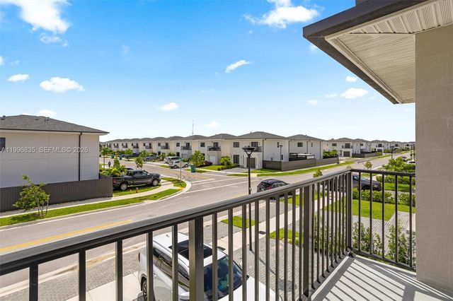 321 NW 13th Pl, Florida City, FL 33034