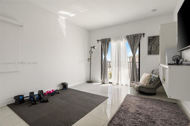 321 NW 13th Pl, Florida City, FL 33034