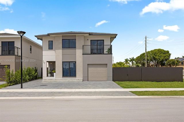 321 NW 13th Pl, Florida City, FL 33034