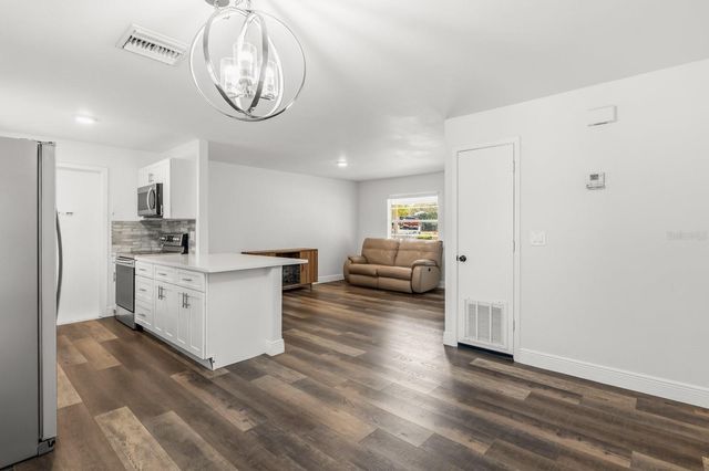 6207 SANSON DRIVE, Apopka, FL 32712