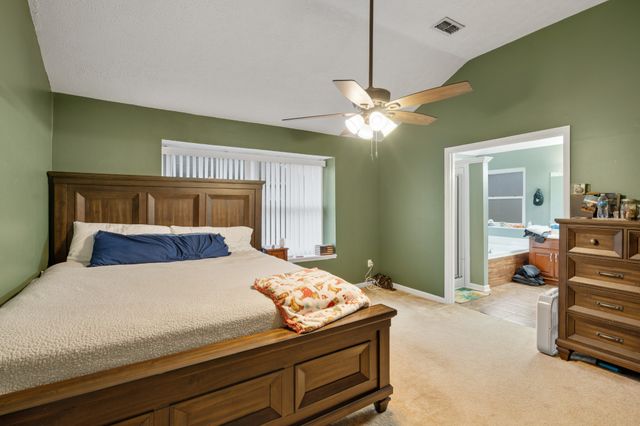 614 Creekfront Dr, Mount Juliet, TN 37122