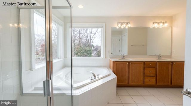 11808 MANGO LN, North Potomac, MD 20878