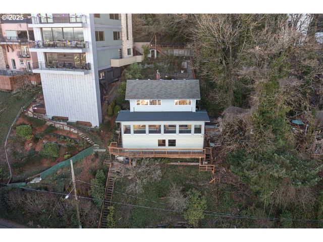 2604 Sw Buckingham Ave, Portland, OR 97201