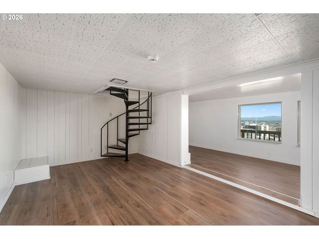 2604 Sw Buckingham Ave, Portland, OR 97201