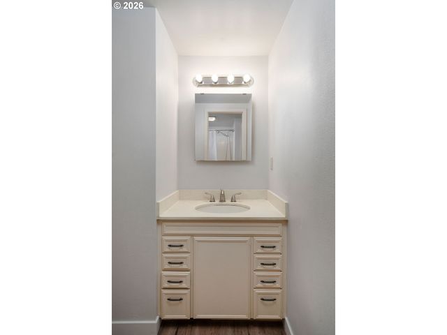 2604 Sw Buckingham Ave, Portland, OR 97201