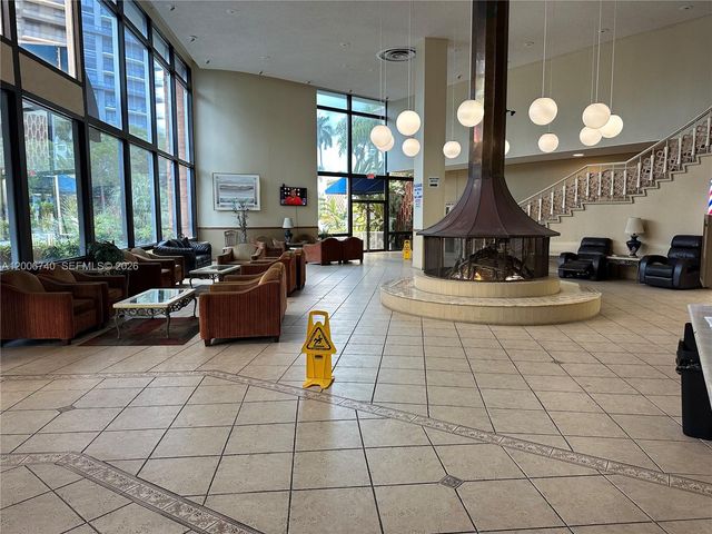 26 Diplomat Pkwy 2314, Hallandale Beach, FL 33009