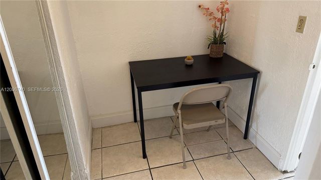 26 Diplomat Pkwy 2314, Hallandale Beach, FL 33009