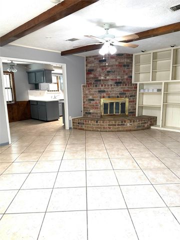 12615 Shannon Hills Drive, Houston, TX 77099