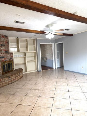12615 Shannon Hills Drive, Houston, TX 77099