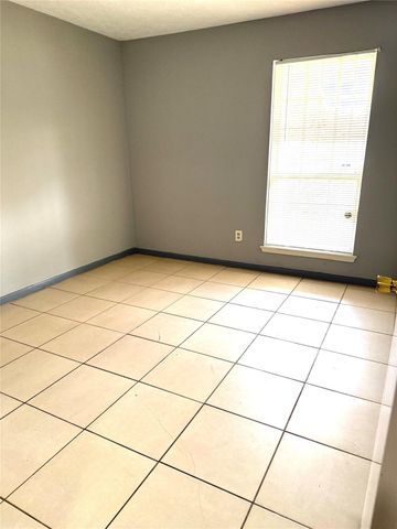 12615 Shannon Hills Drive, Houston, TX 77099