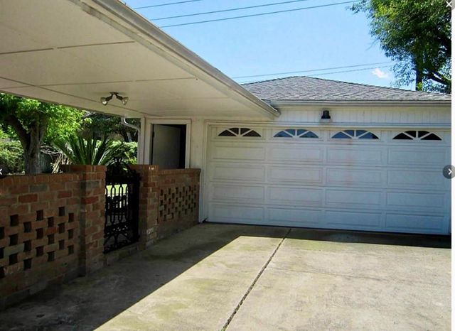 12615 Shannon Hills Drive, Houston, TX 77099