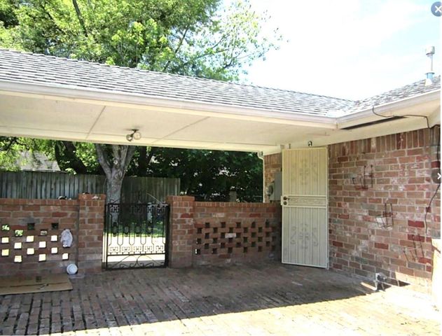 12615 Shannon Hills Drive, Houston, TX 77099
