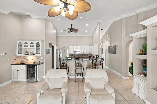 2215 NW 5th ST, Cape Coral, FL 33993
