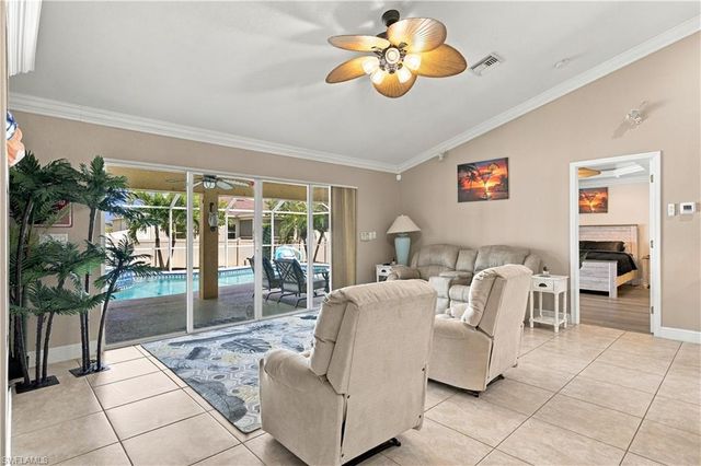 2215 NW 5th ST, Cape Coral, FL 33993