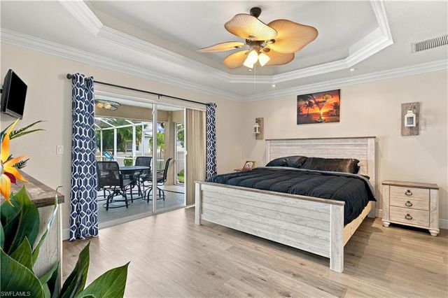 2215 NW 5th ST, Cape Coral, FL 33993