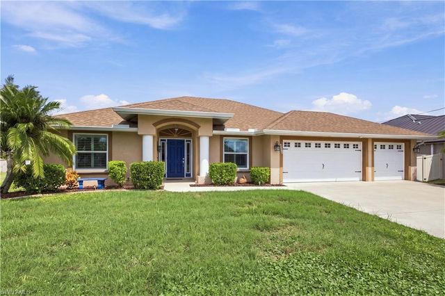 2215 NW 5th ST, Cape Coral, FL 33993