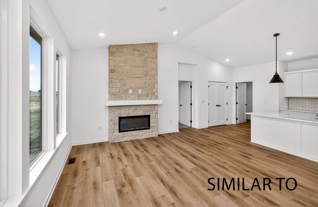 1753 SW Sienna Court, Grimes, IA 50111