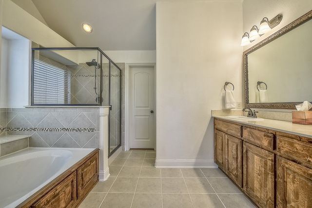 737 Baxter Trail, Fate, TX 75087