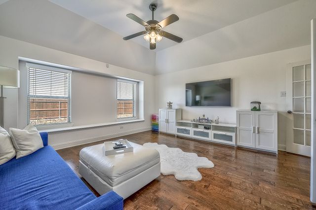 737 Baxter Trail, Fate, TX 75087