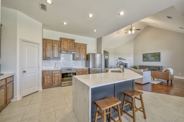737 Baxter Trail, Fate, TX 75087