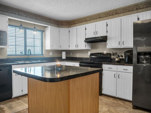 135 ASHLEY LAKE DRIVE, Melrose, FL 32666