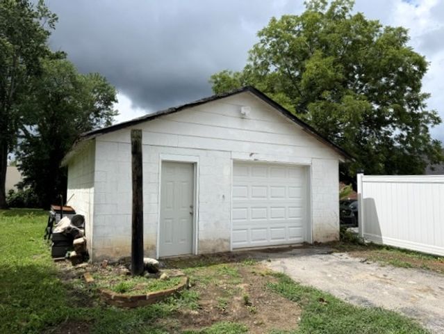 203 Donnell St, Mcminnville, TN 37110