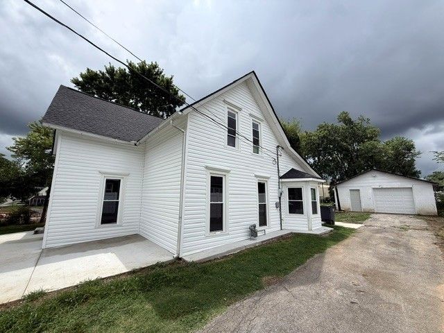 203 Donnell St, Mcminnville, TN 37110