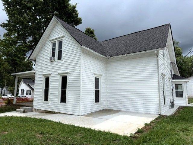 203 Donnell St, Mcminnville, TN 37110
