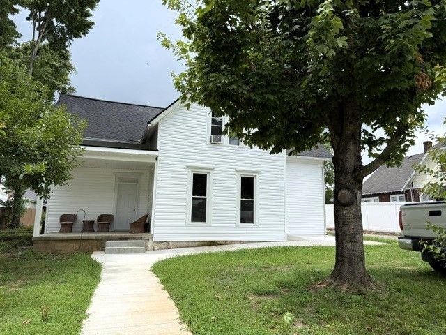 203 Donnell St, Mcminnville, TN 37110