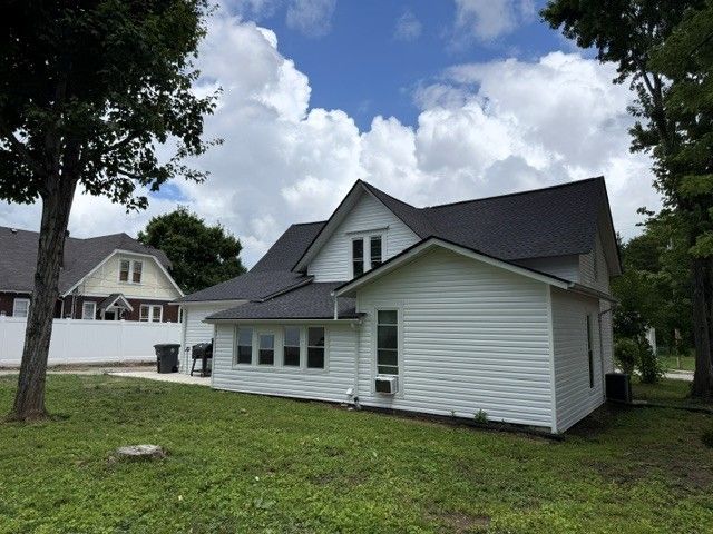 203 Donnell St, Mcminnville, TN 37110