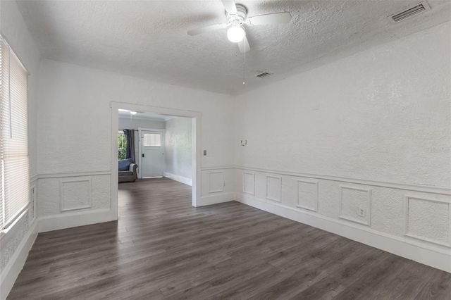 735 N CLARA AVENUE, Deland, FL 32720