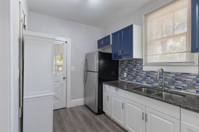 735 N CLARA AVENUE, Deland, FL 32720