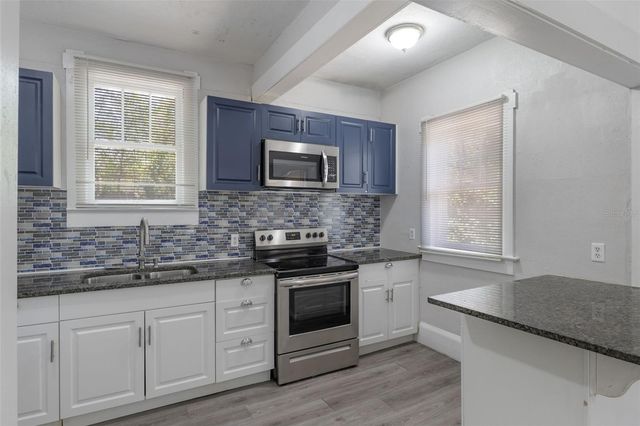 735 N CLARA AVENUE, Deland, FL 32720