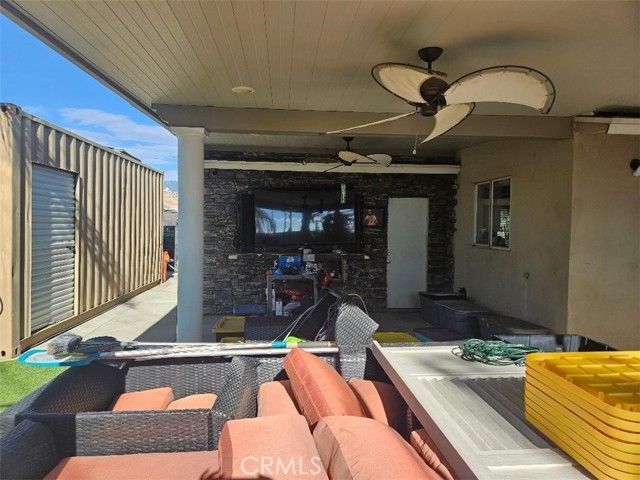 19263 Easton, Rialto, CA 92376