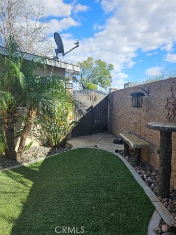 19263 Easton, Rialto, CA 92376