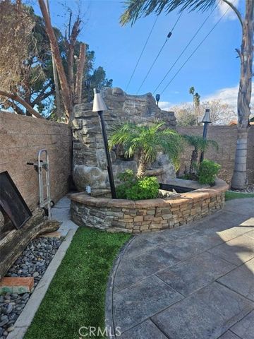 19263 Easton, Rialto, CA 92376