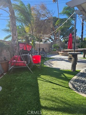 19263 Easton, Rialto, CA 92376