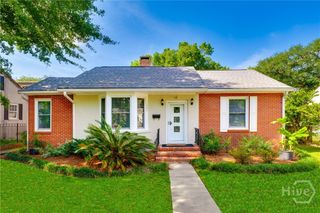 429 Columbus Drive, Savannah, GA 31405