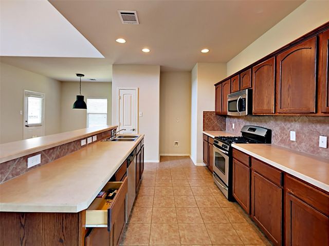 9616 Mystic Dunes Drive, Mckinney, TX 75072
