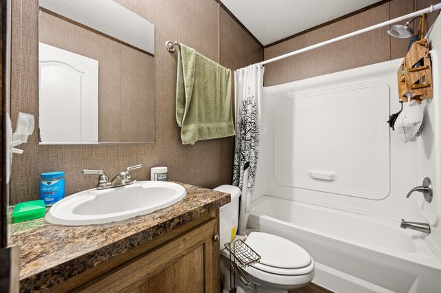 17300 Fm 943, Livingston, TX 77351