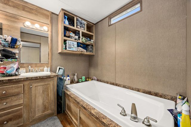 17300 Fm 943, Livingston, TX 77351