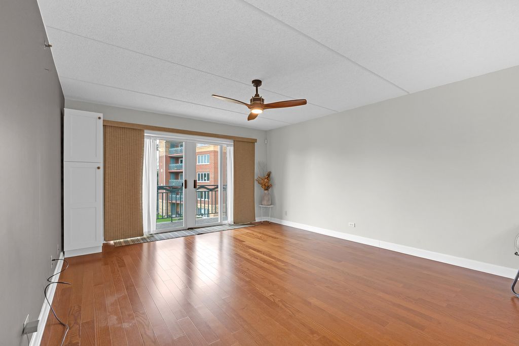 720 Creekside Drive 303, Mount Prospect, IL 60056 — photo 4