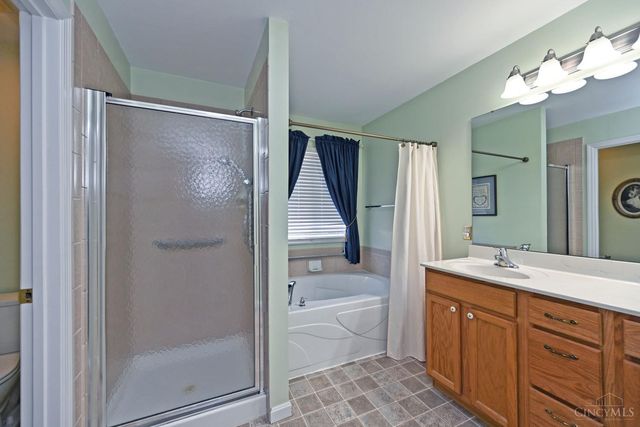 1090 Ridgepointe Drive, Union Twp, OH 45103